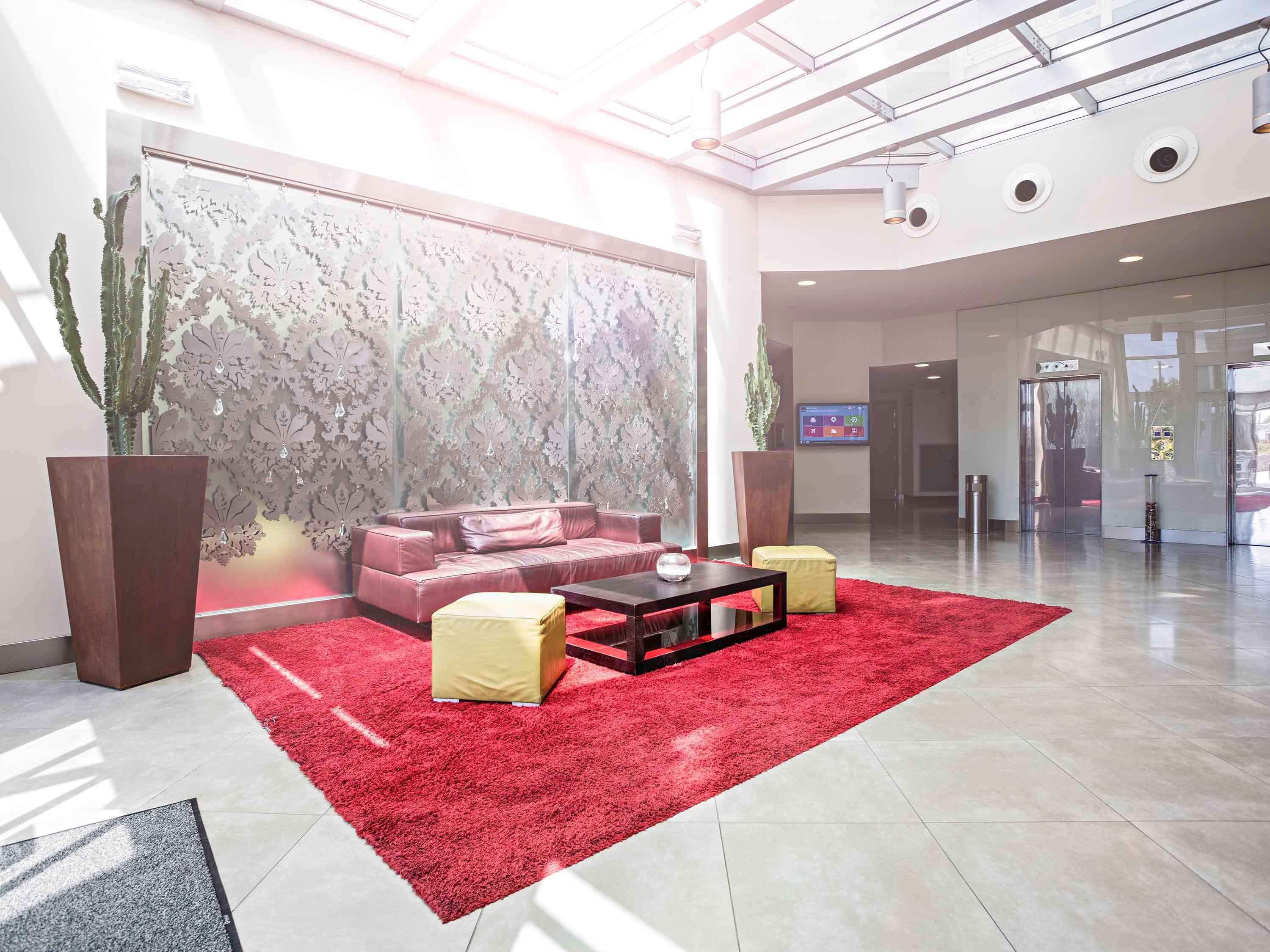 Novotel Est Arechi 4*