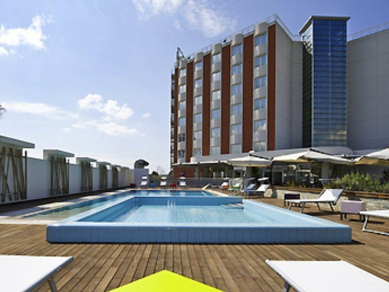 Hotel Novotel Est Arechi Salernes