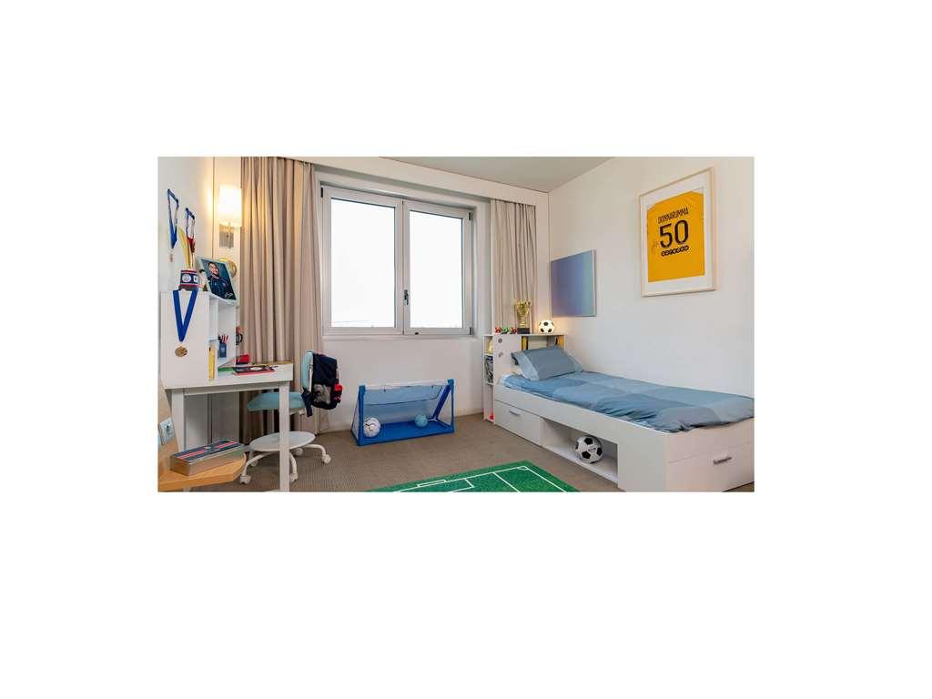 Hotel Novotel Est Arechi 4*