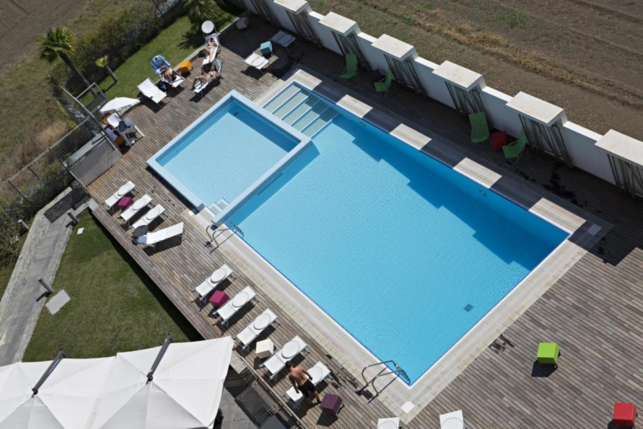 Novotel Est Arechi Hotel