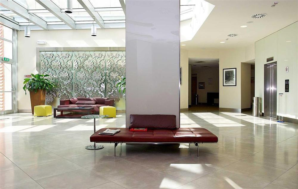 Novotel Est Arechi Hotel